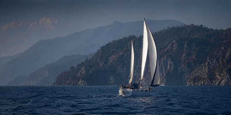 Ilka — парусник в Ионическом море